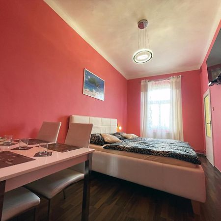 Apartman Exclusive ปราก ภายนอก รูปภาพ